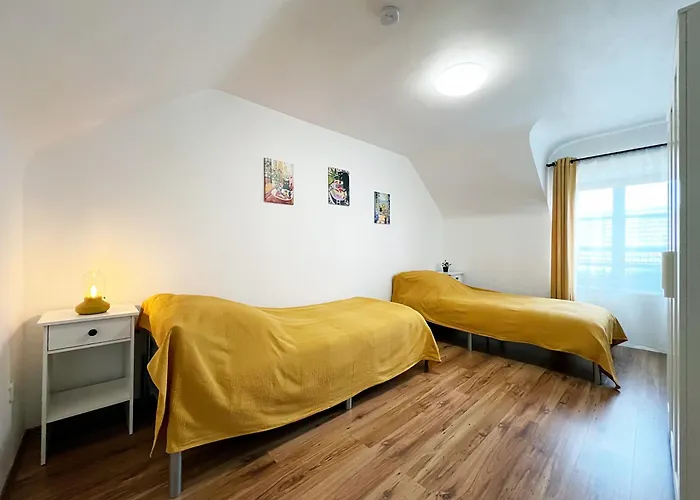 Katzenhaus * Τρόισντορφ